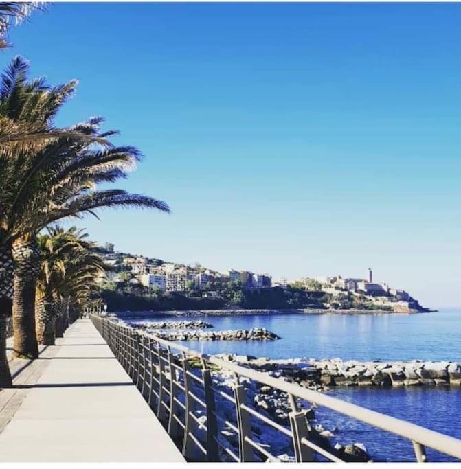 2 Pieces Magnifique Vue Et Montagne Apartment Bastia (Corsica)
